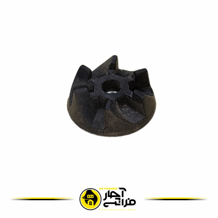 کوبل زیر پارچ آبمیوه گیری